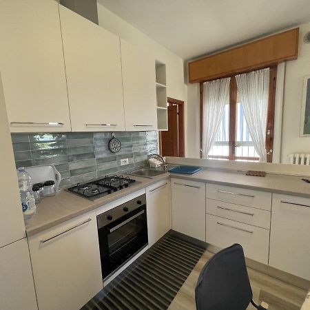 Oasi Di Relax Apartment Santa Maria di Scacciano Luaran gambar
